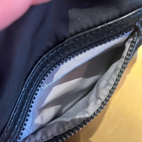 Lululemon Pedal Pusher Bag - Picture 10 of 16